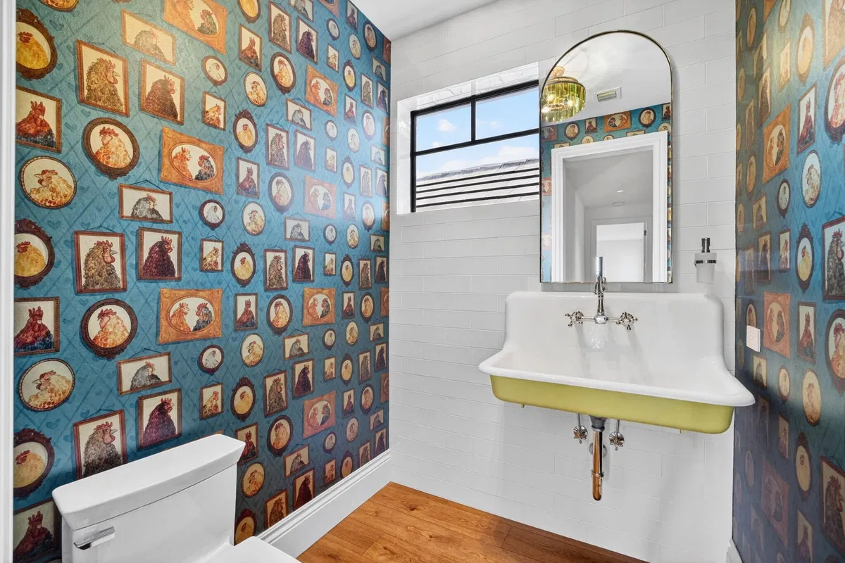 Residence photo 73