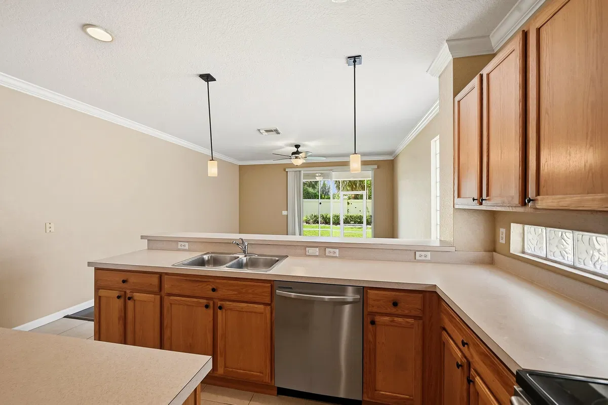 Residence photo 22