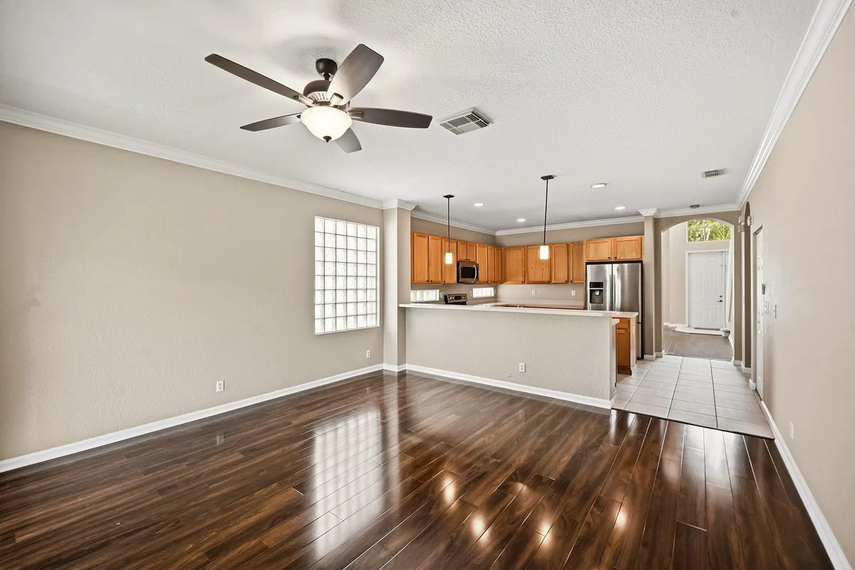 Residence photo 34