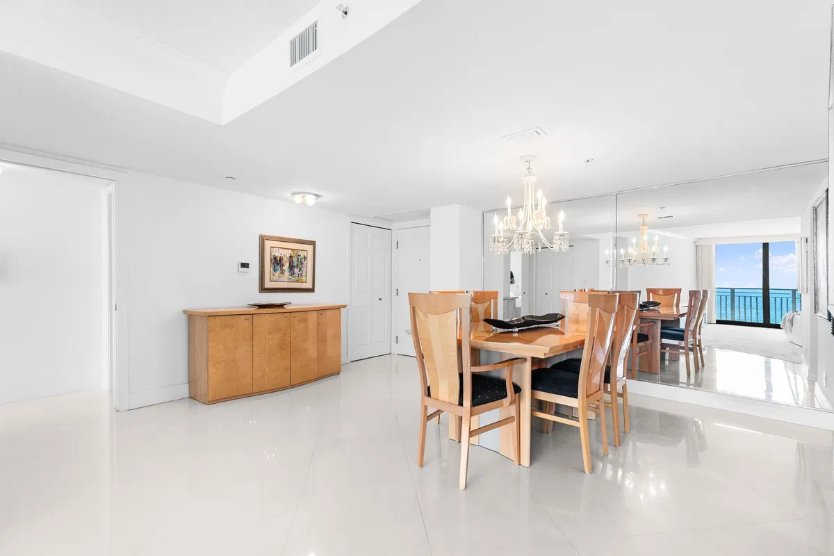 Tiara Singer Island Unit 28e photo 7