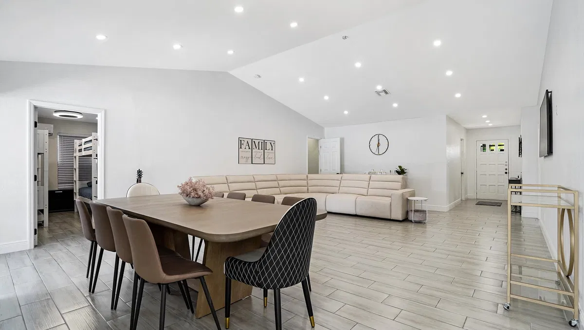 Residence photo 19