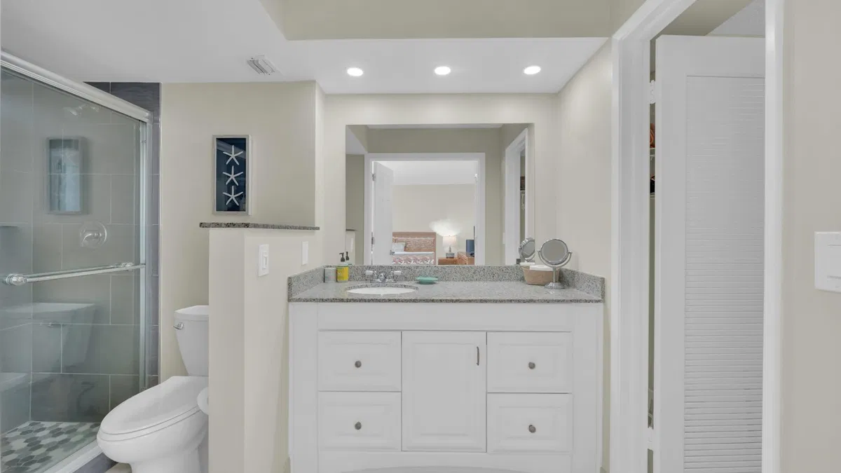 Unit 9207 photo 19
