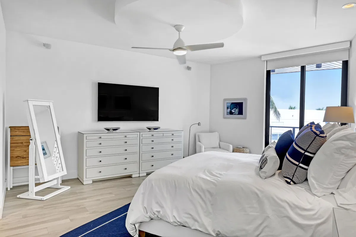 Singer Island Unit 305 photo 10