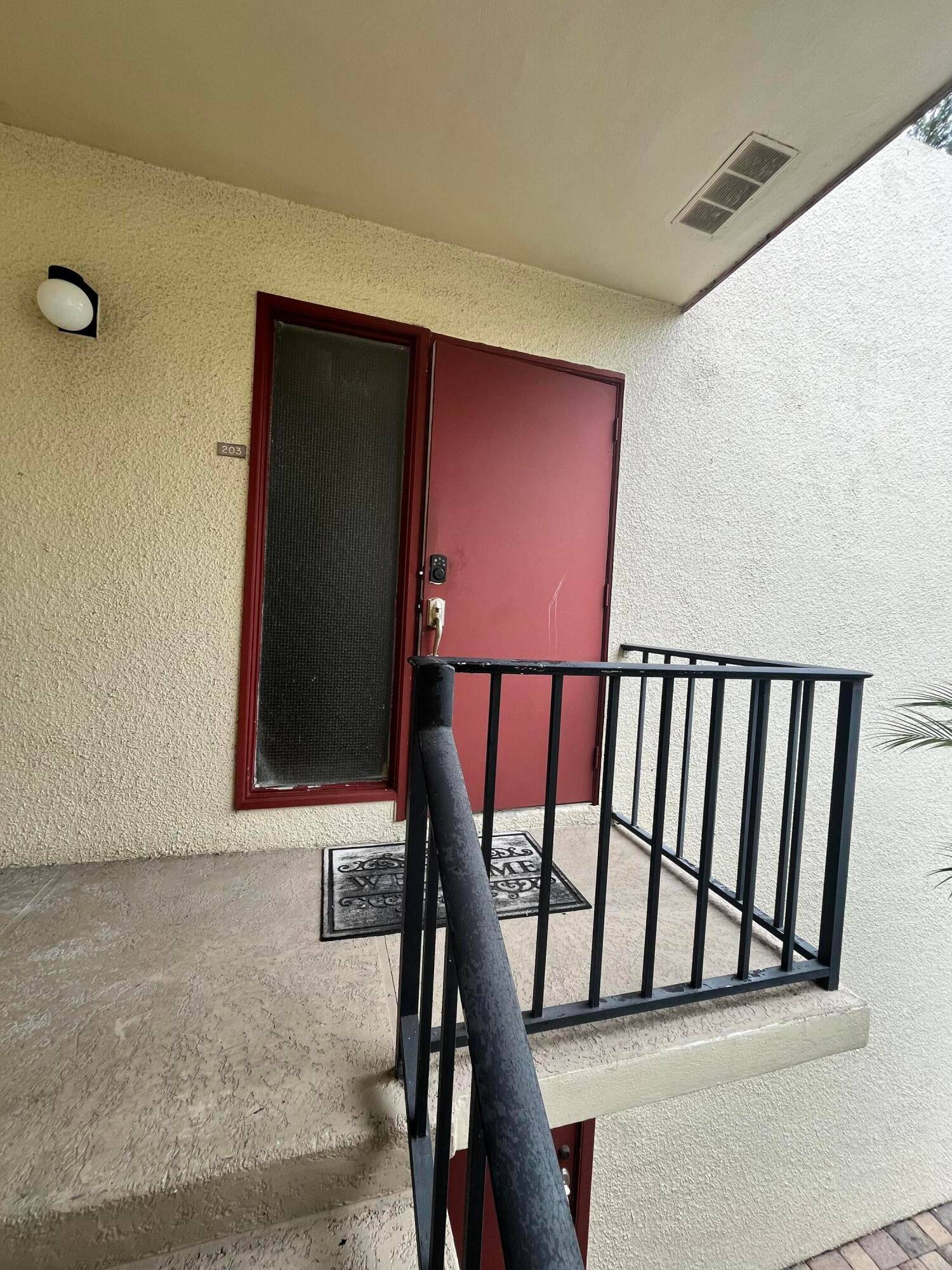 Unit 203 photo 10