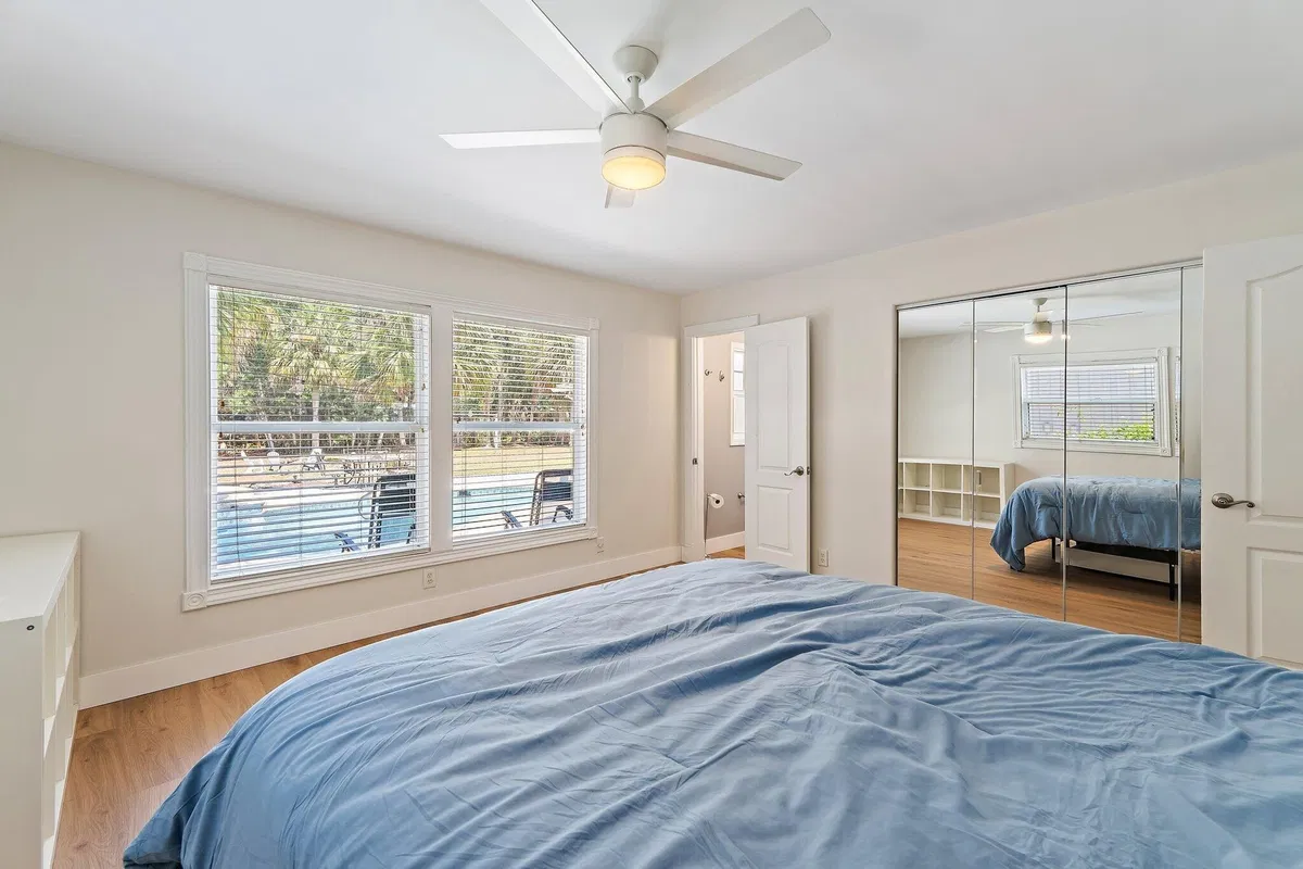 Residence photo 34