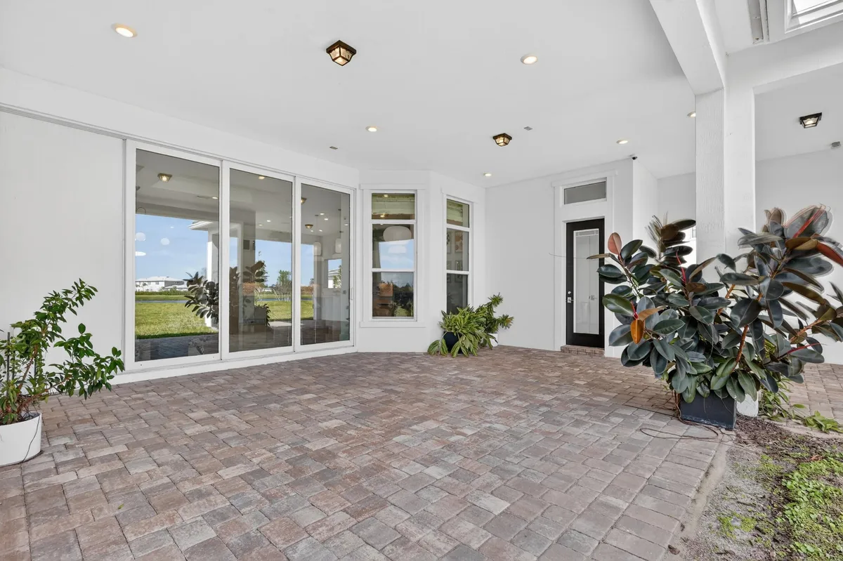 Bridgewater Preserve Residence photo 52