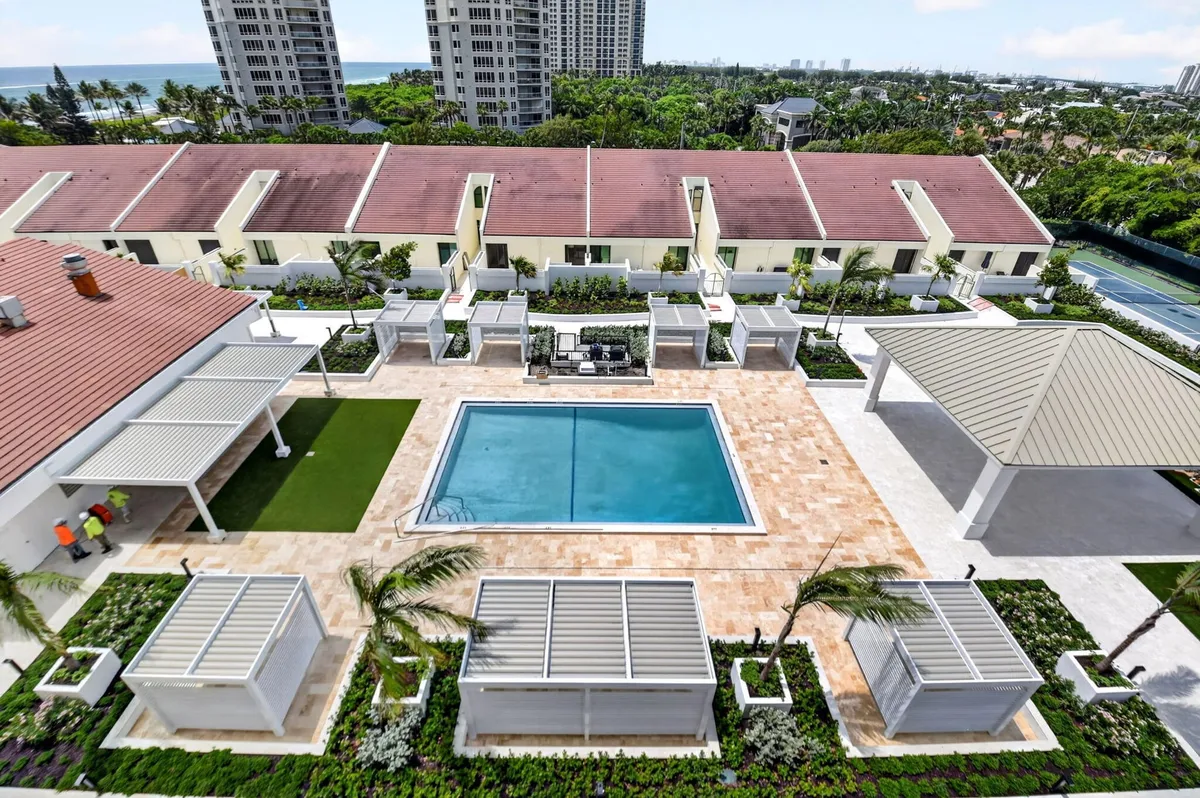 Martinique Singer Island Unit 604 photo 4