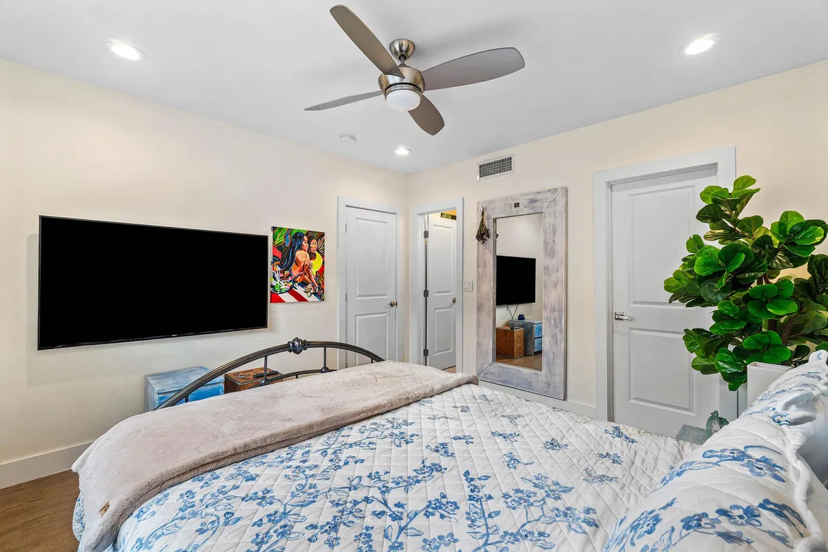 Unit 206-h photo 16