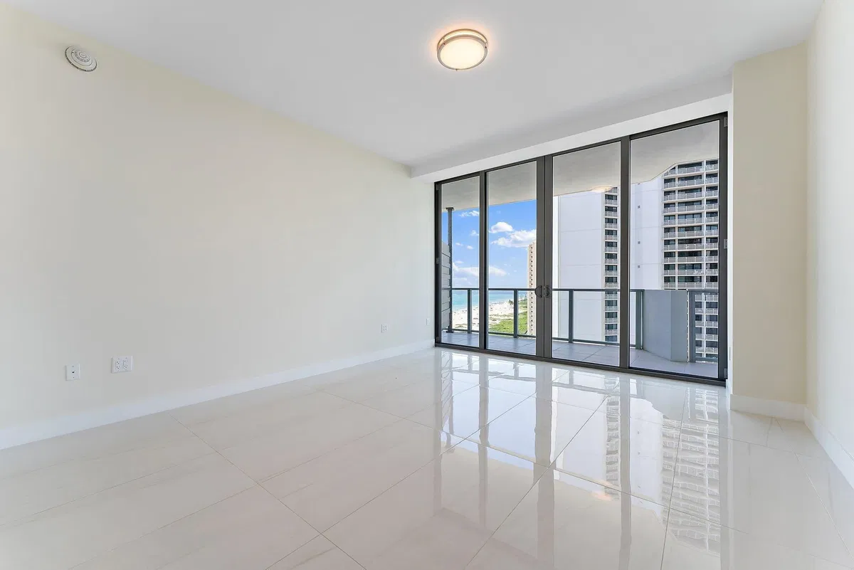 Amrit Ocean Resort & Residences Unit H1206 photo 16