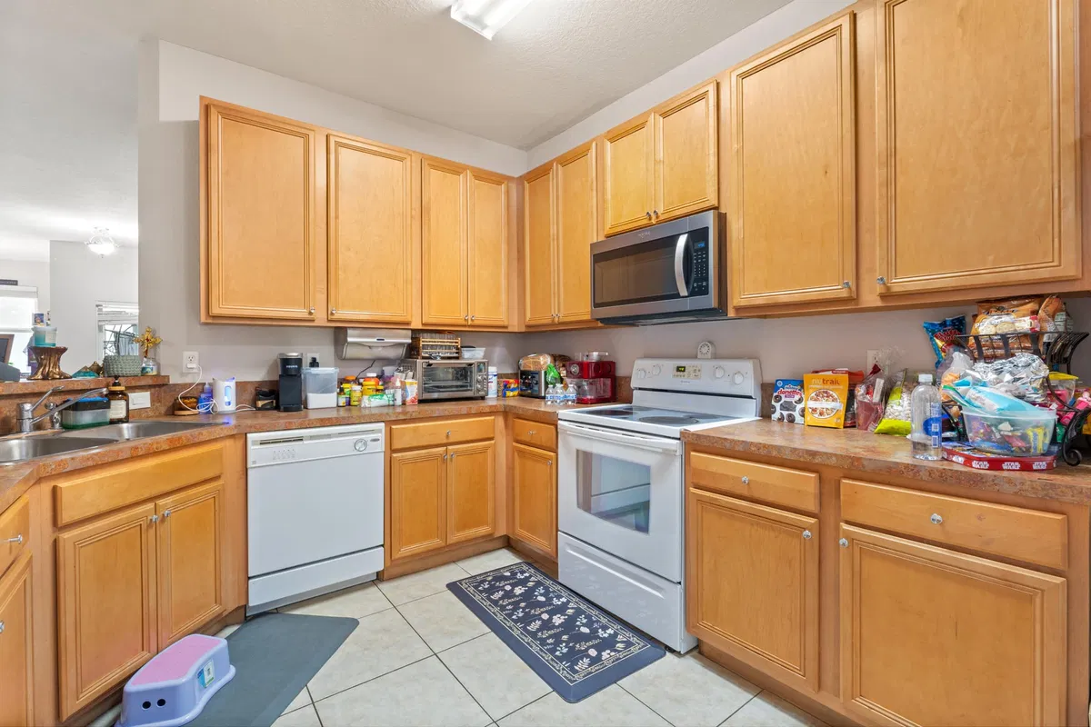 Residence photo 10