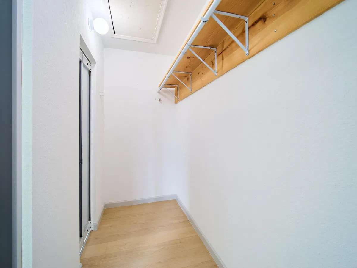 Residence photo 16