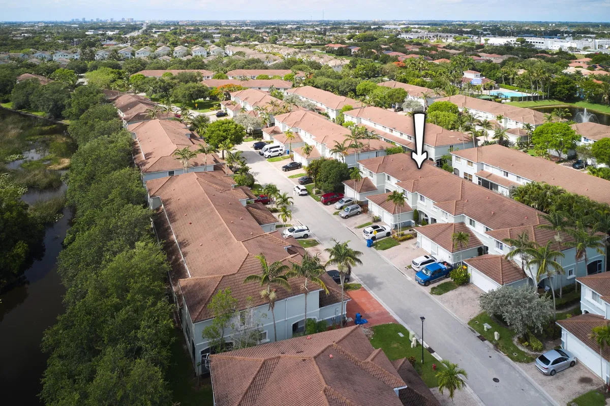 Residence photo 25