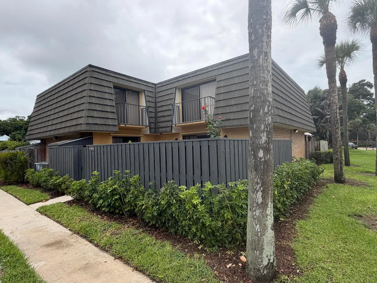 Residence photo 10