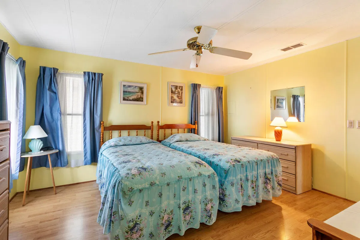Residence photo 13