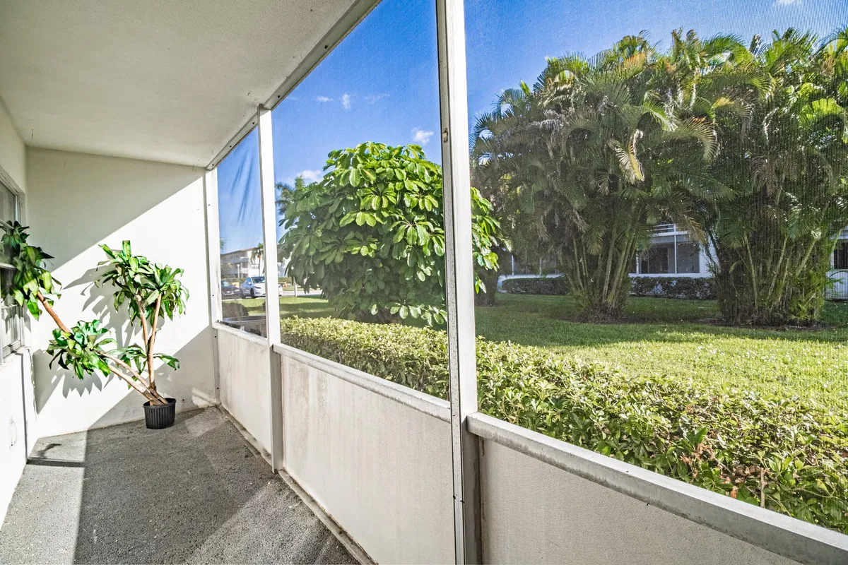 Residence photo 13