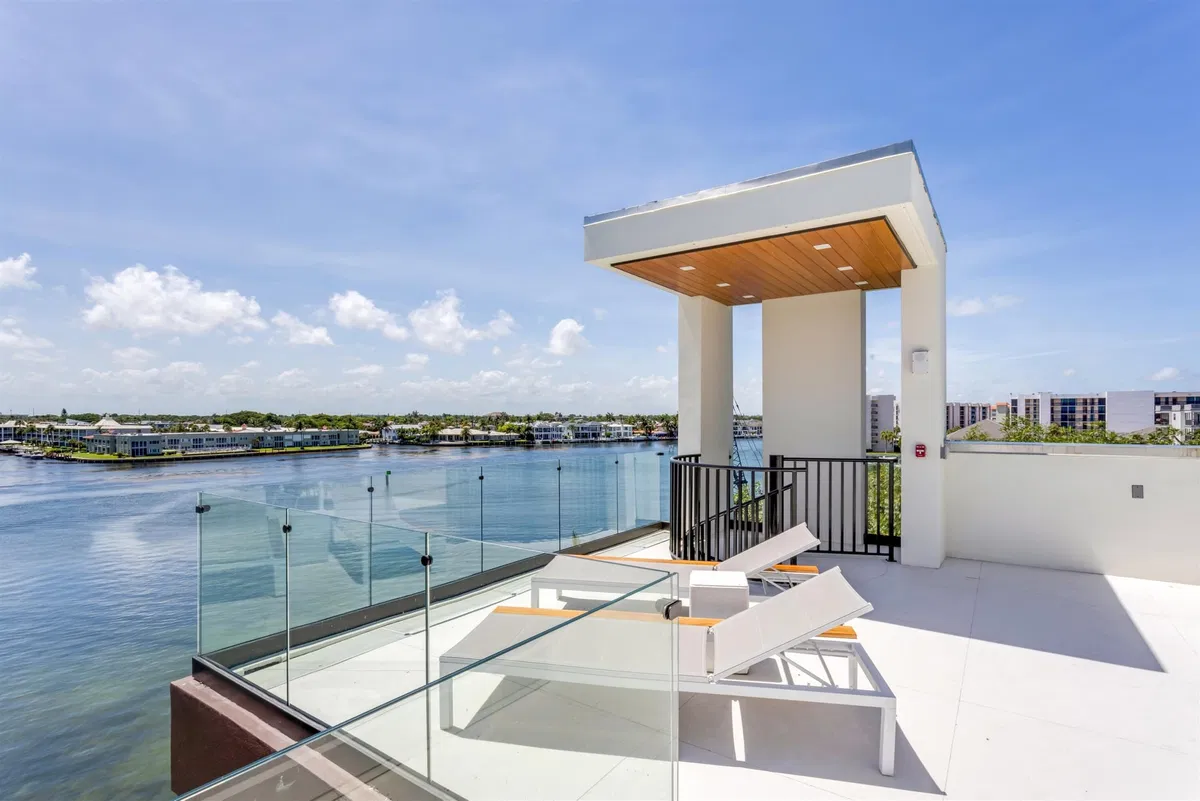 Unit Penthouse photo 19