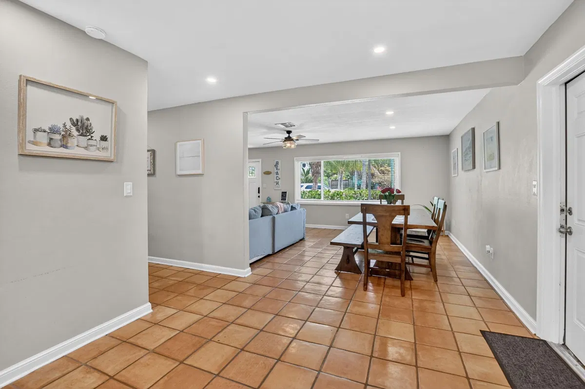 Residence photo 10