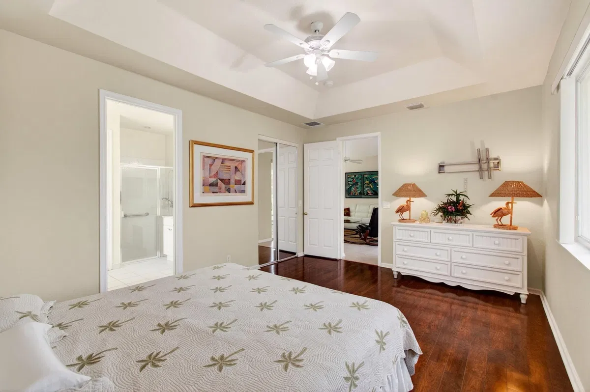 Residence photo 25