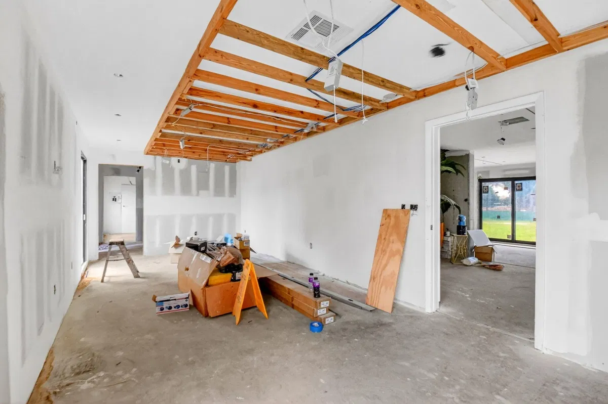 Residence photo 25
