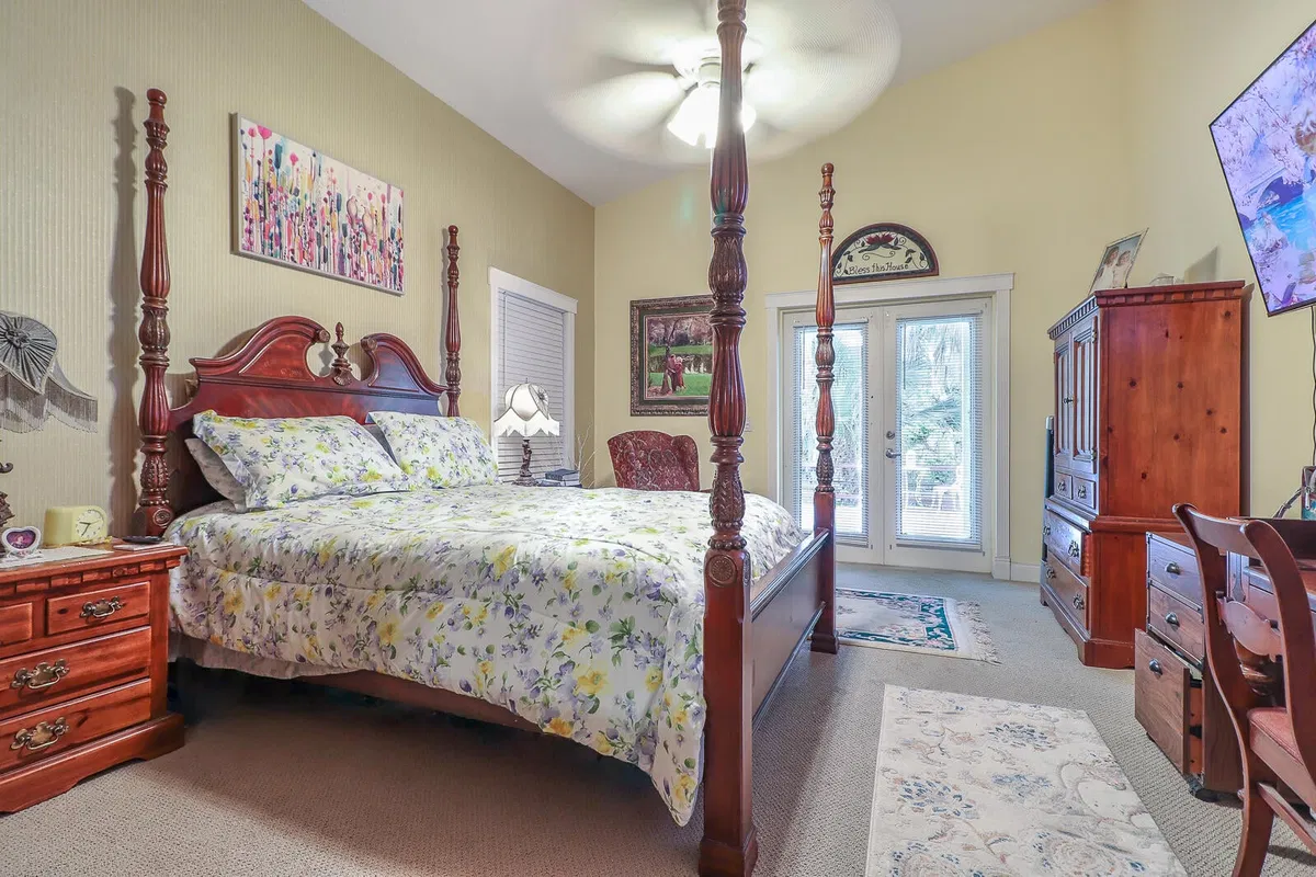  Residence photo 22