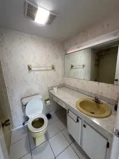  Unit 205 photo 7