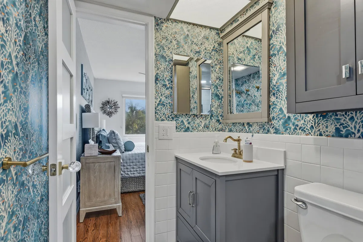 Unit 3070 photo 16