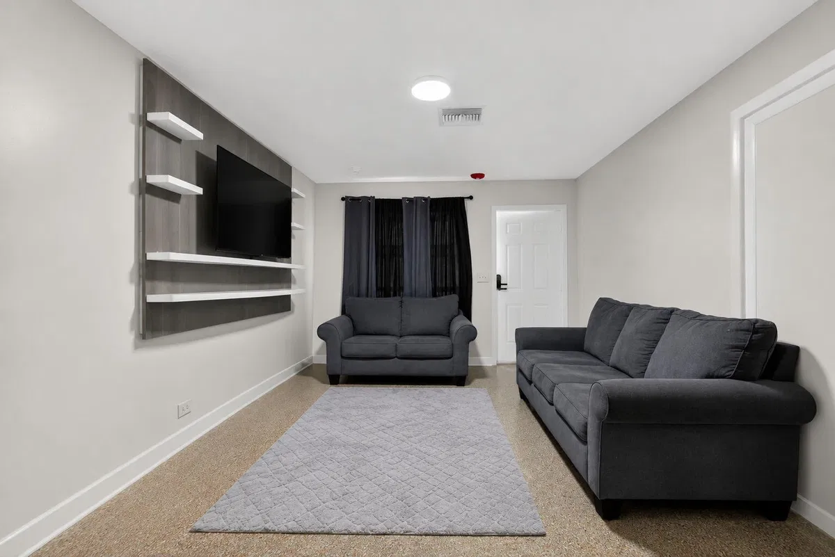 Residence photo 7