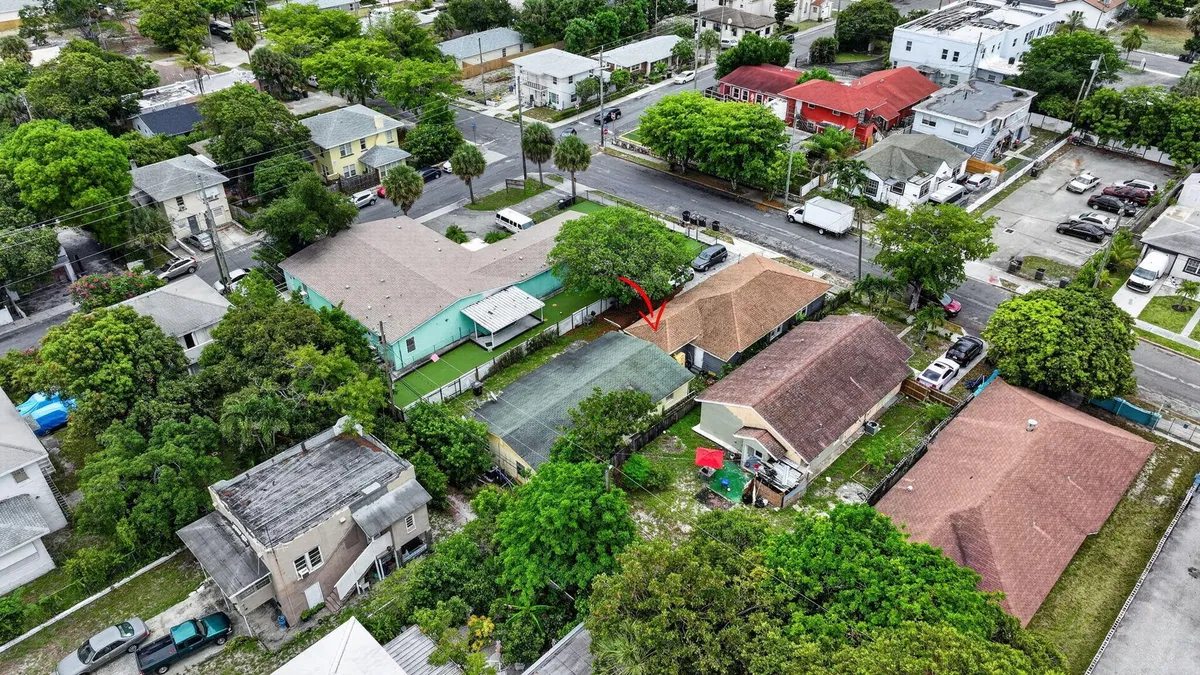 Residence photo 31