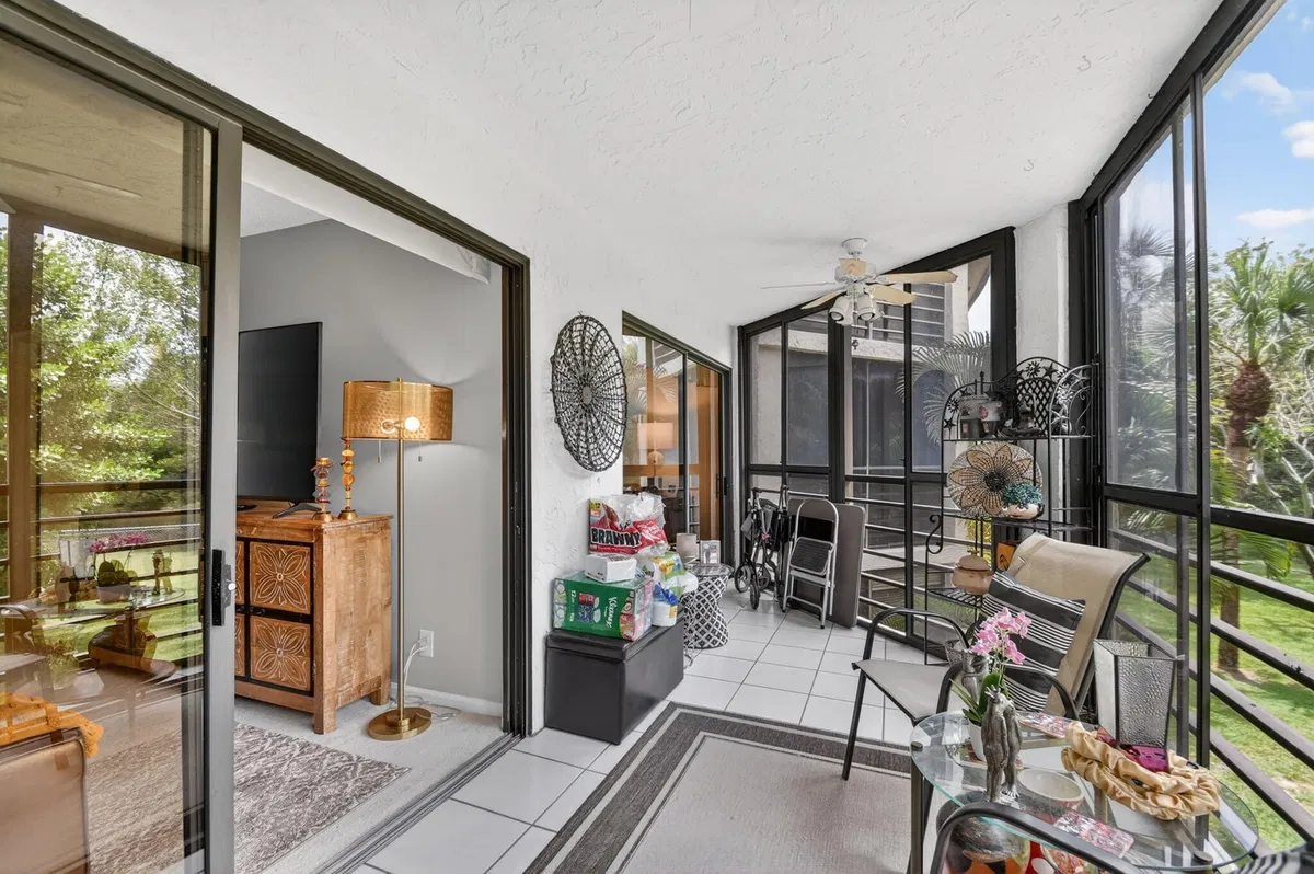 Unit 204 photo 25