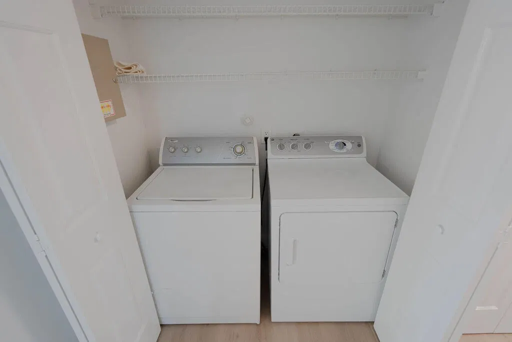  Unit G photo 22