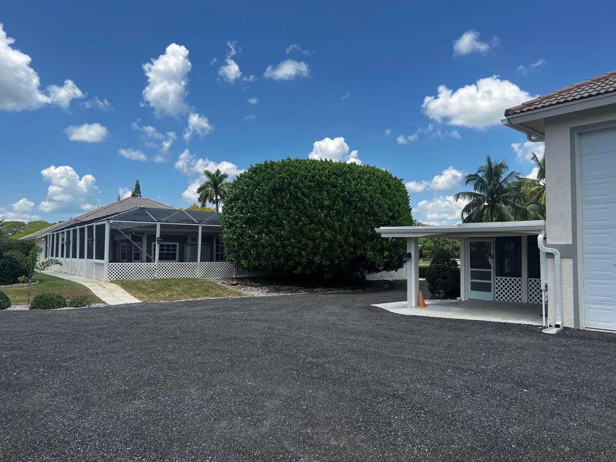 Residence photo 22
