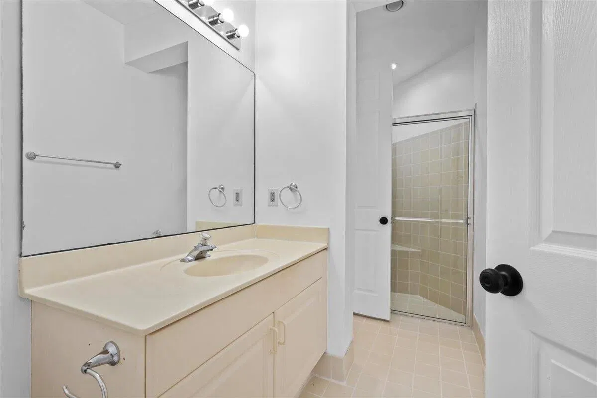 Residence photo 28