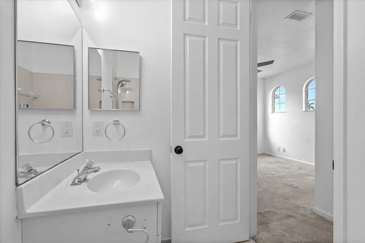Residence photo 55