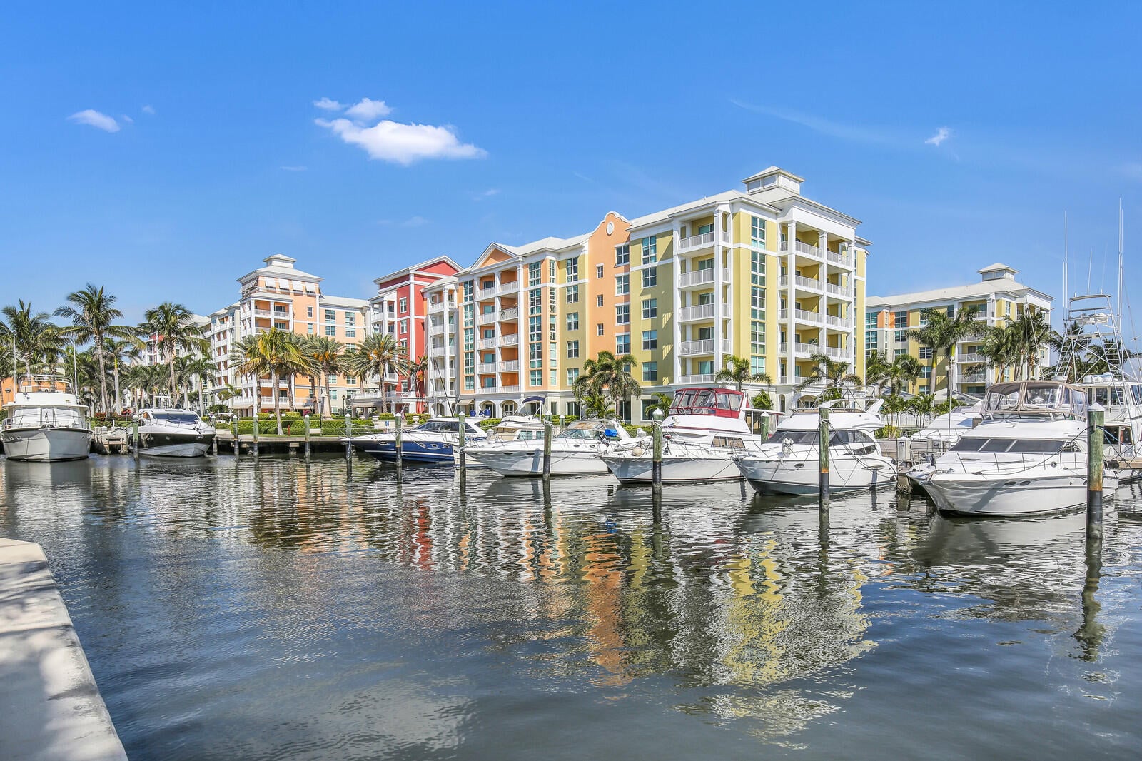 Windward Bay Lantana Unit 211