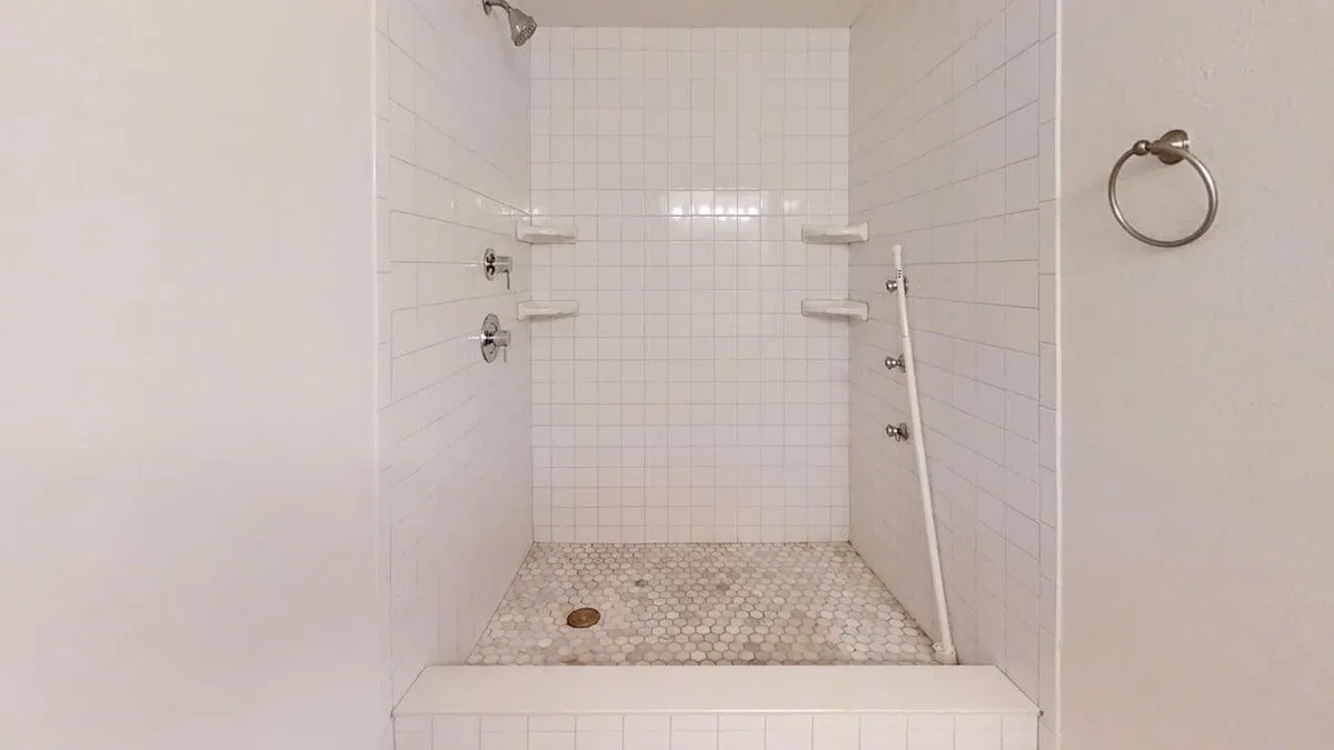 Unit 10-307 photo 10