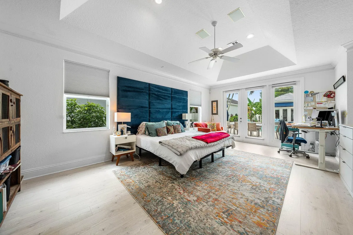 Woodfield Country Club Residence photo 31