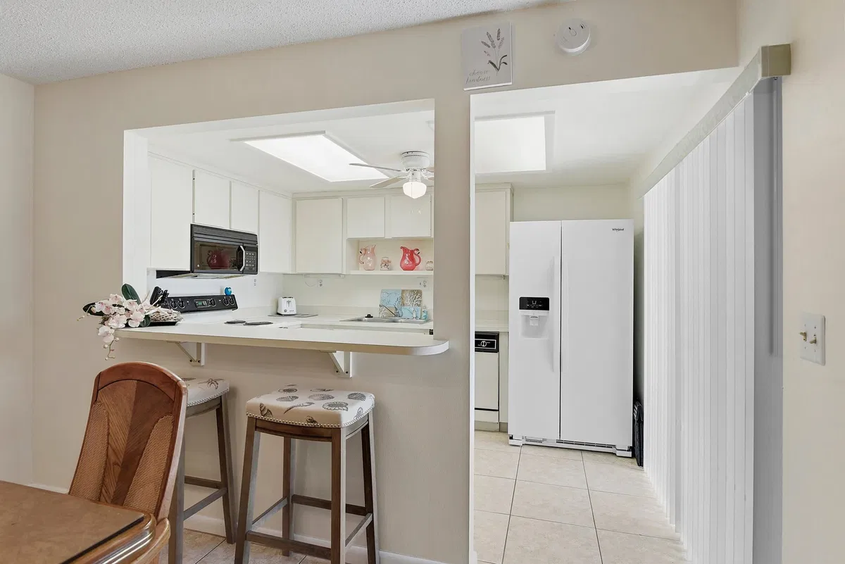 Residence photo 7