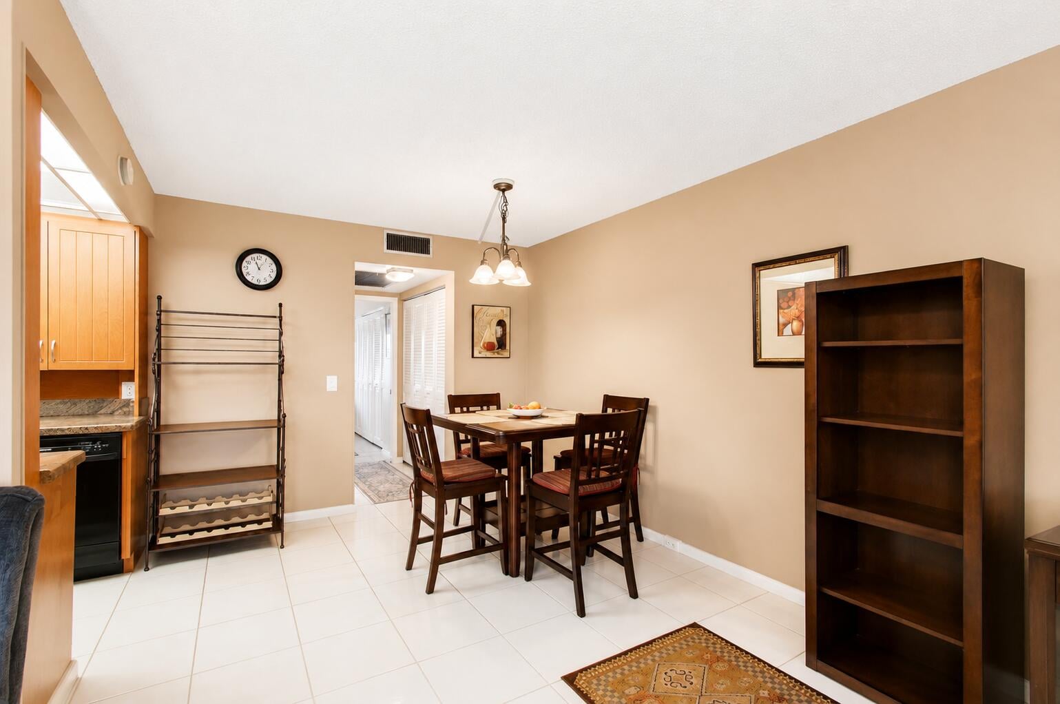  Residence photo 7