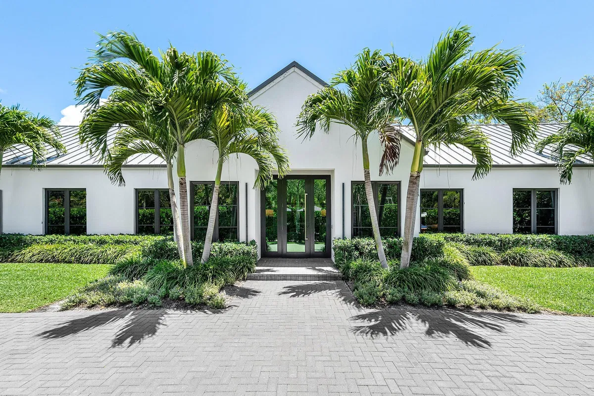 Residence photo 4