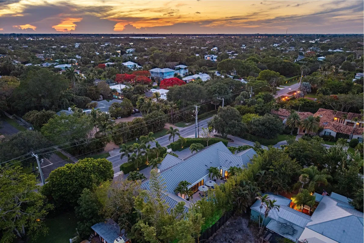 Residence photo 91