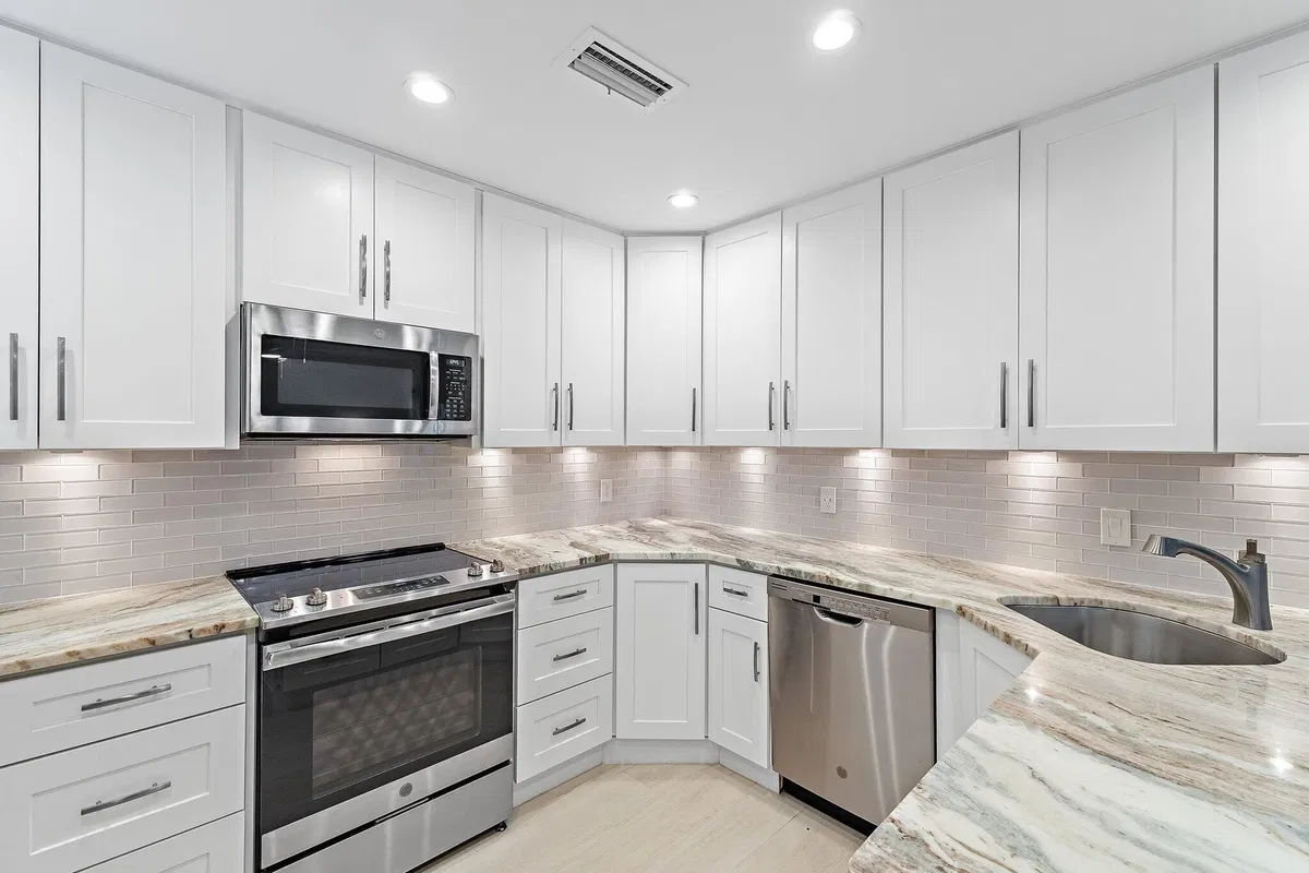 Residence photo 13