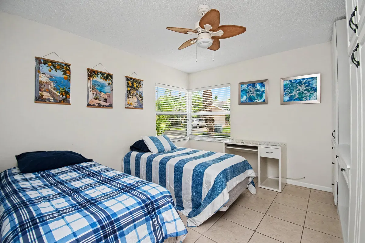 Residence photo 31