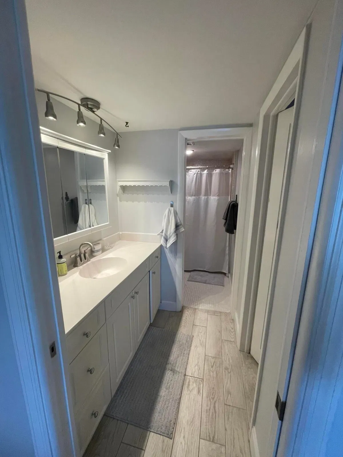 Unit 103 photo 25