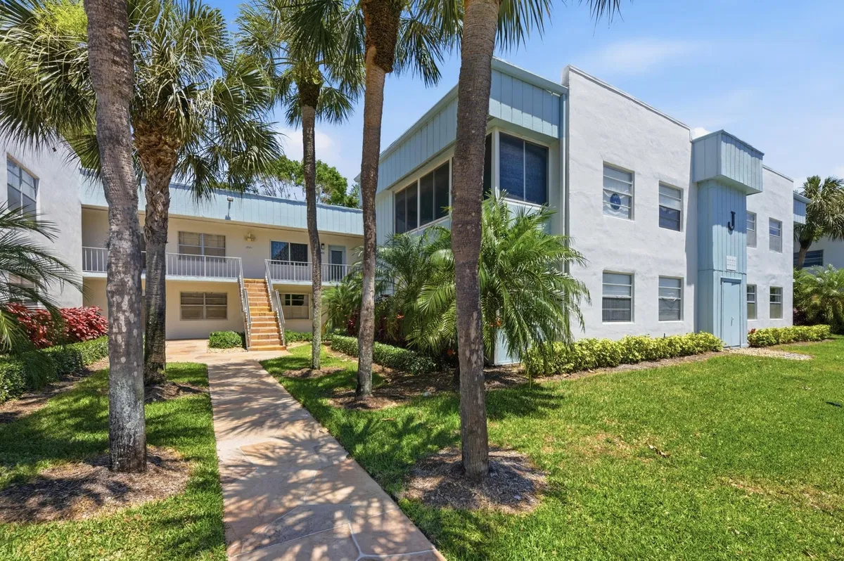 Residence photo 4
