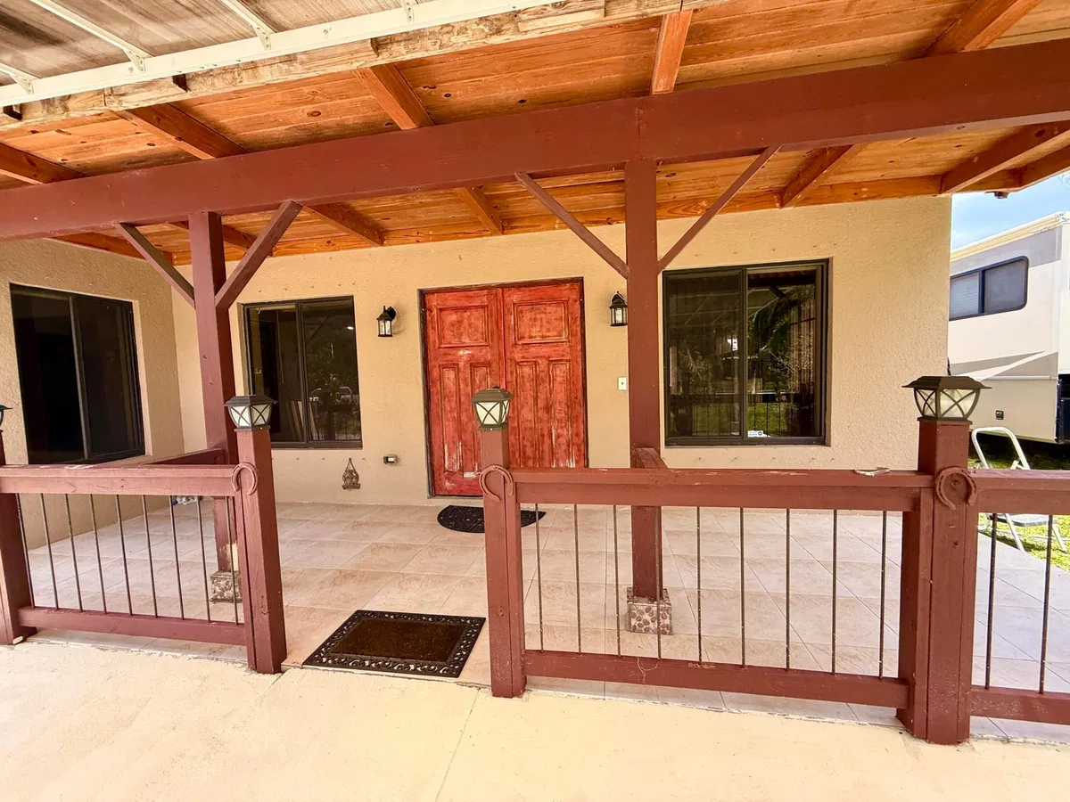 Residence photo 10