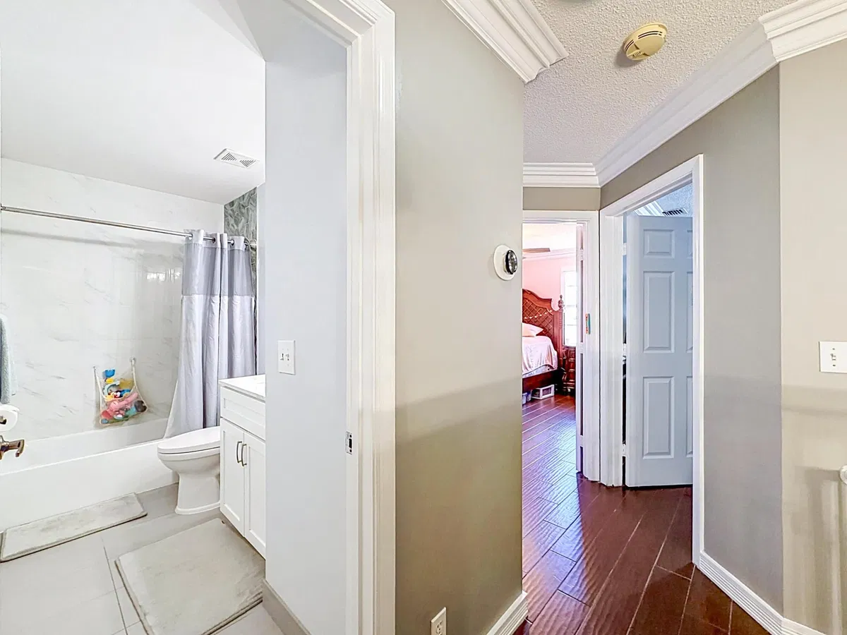  Residence photo 43