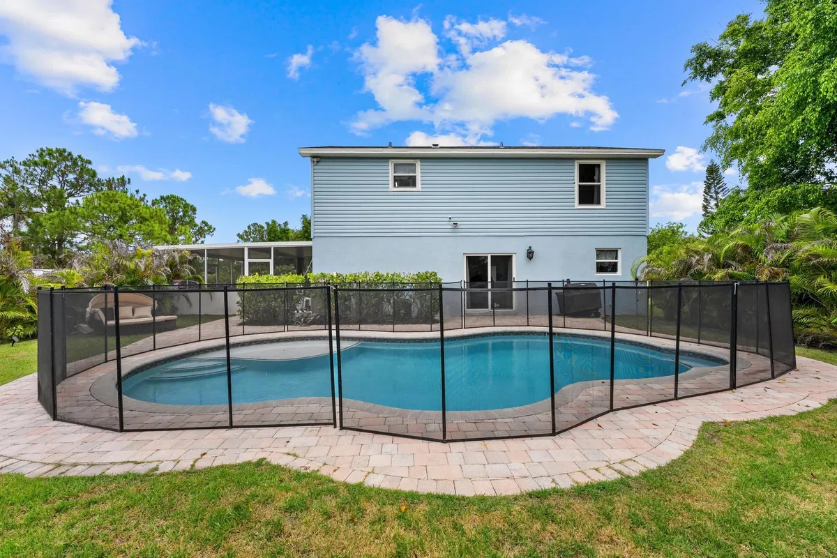  Residence photo 43