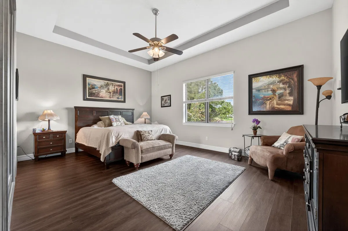 Residence photo 19