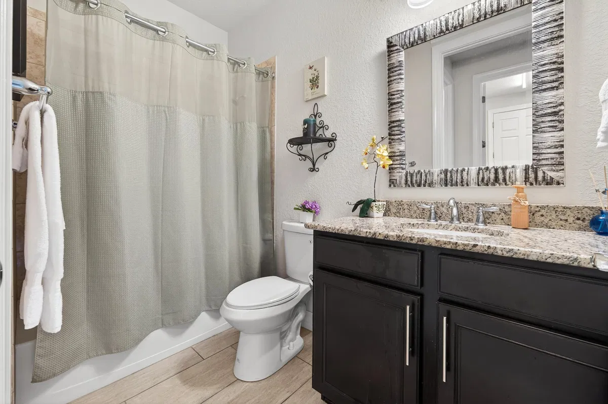 Residence photo 28