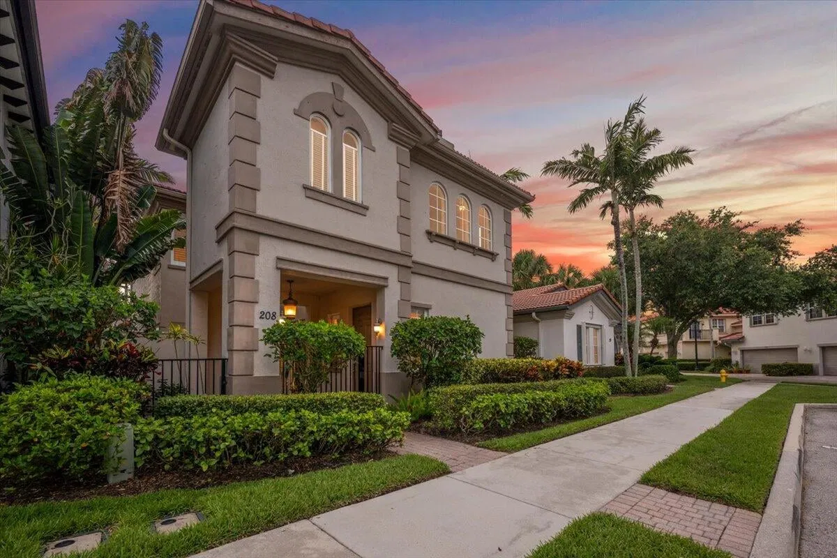 Evergrene Palm Beach Gardens Residence